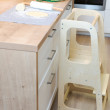 Torre Montessori regolabile per bambini con gradino regolabile in altezza