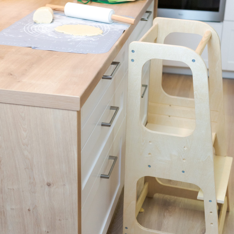 Torre Montessori regolabile per bambini con gradino regolabile in altezza