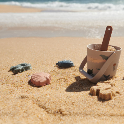 Set da spiaggia con secchiello e formine LIEWOOD Gilma Sea Creature Sandy