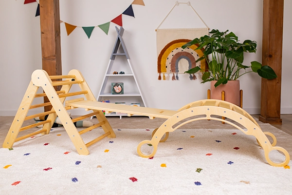 Set da arrampicata Pikler S con altalena montessori